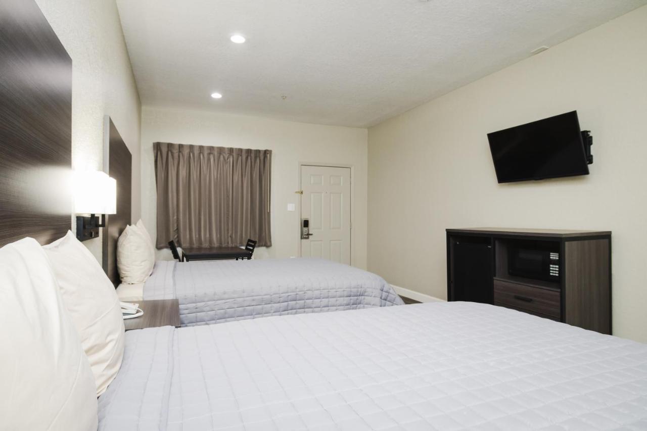 Winchester Inn And Suites Humble/Iah/North Houston מראה חיצוני תמונה